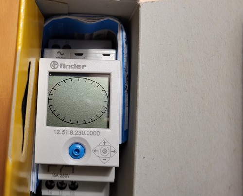 Finder 230 0000 - finder, weekly